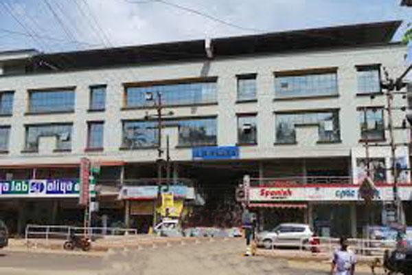 A.R.Residency Hotel Kunnamangalam Kültér fotó